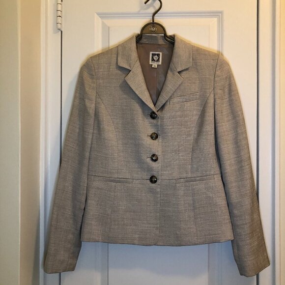 Anne Klein Classic Tan Peplum Back Blazer Size 6 EUC - Picture 1 of 9